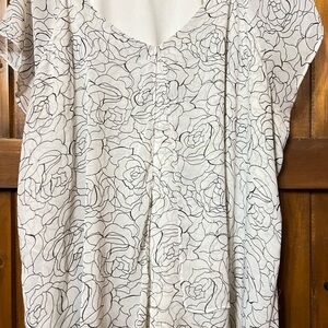 Floral Print Women's Top - Black and White